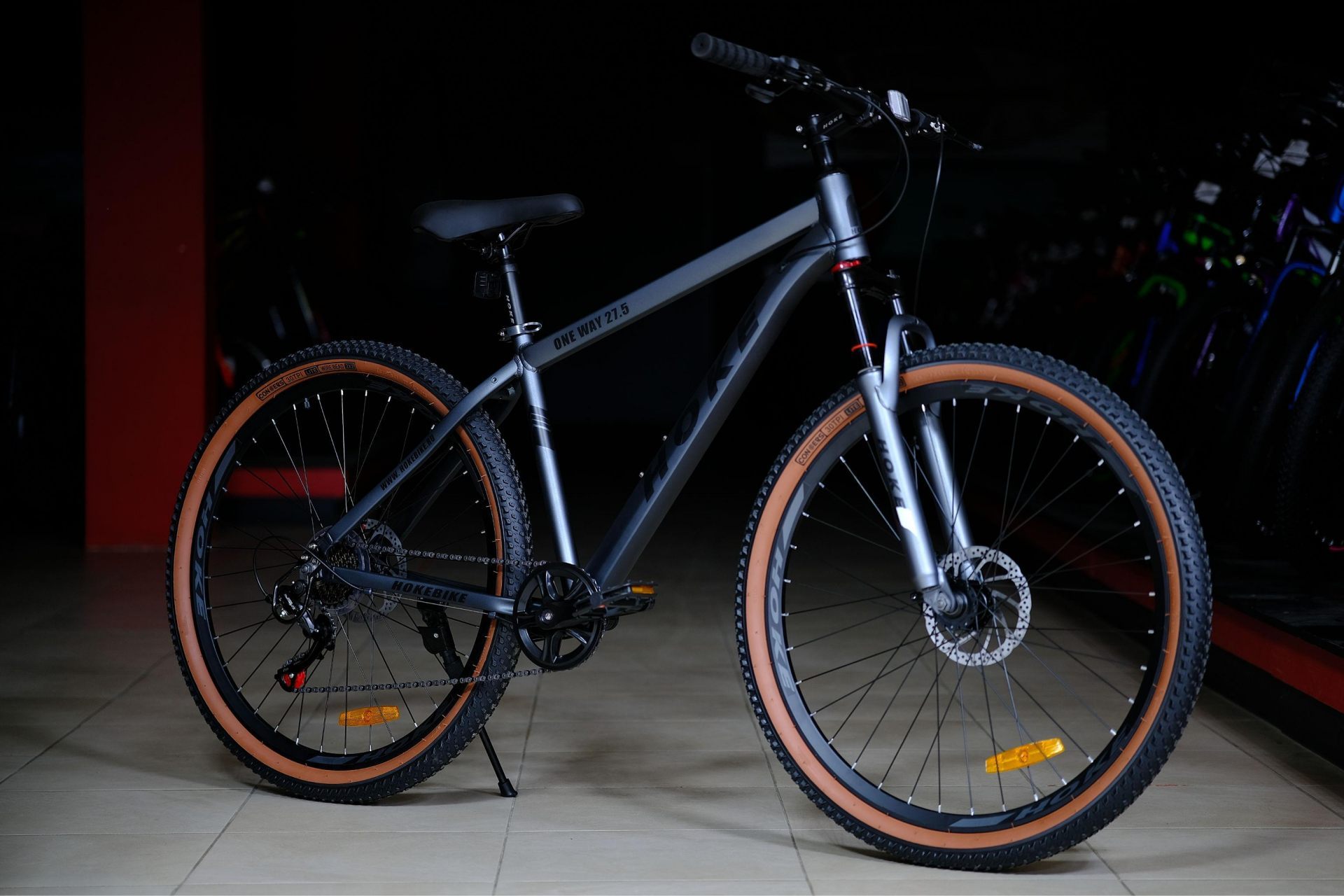 Велосипед HOKE ONE WAY 27,5 матовый серый Алюминиевая рама, дисковые тормоза, втулки на промподшипниках